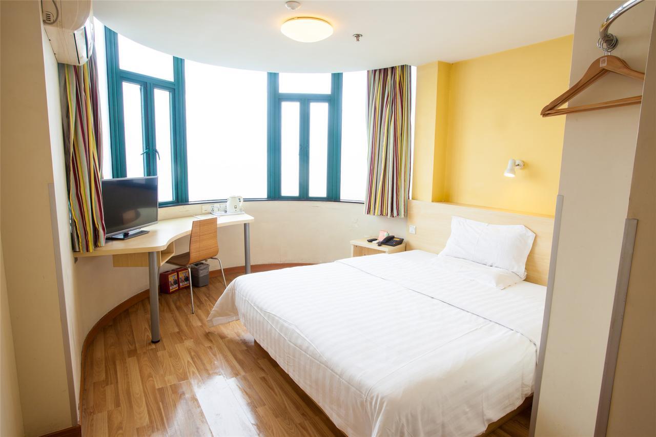 7Days Inn Qingdao Shandong Raod Zhenning Overpass Экстерьер фото