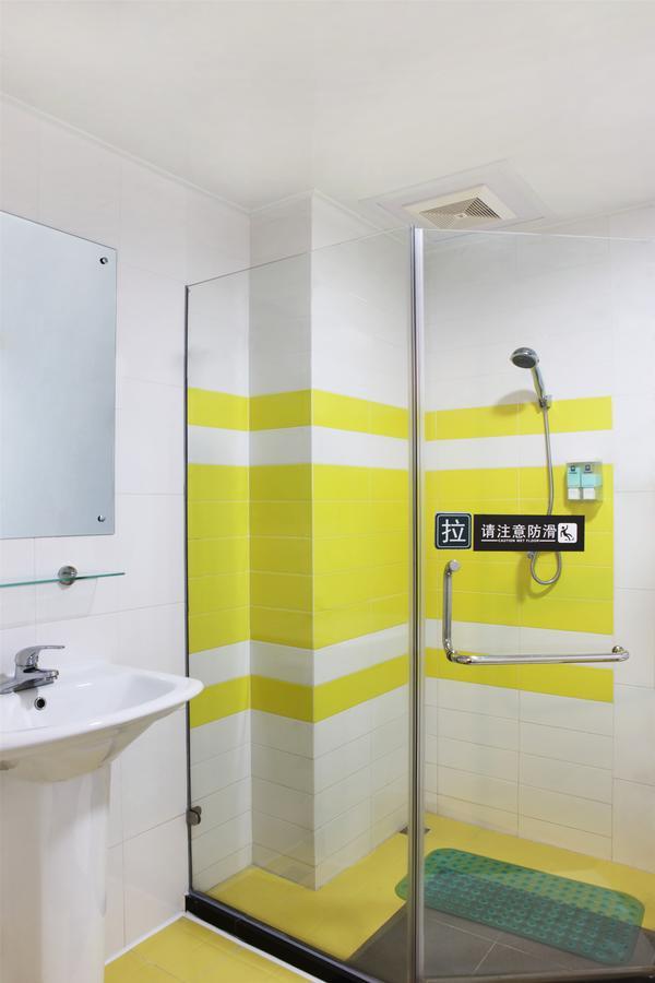 7Days Inn Qingdao Shandong Raod Zhenning Overpass Экстерьер фото