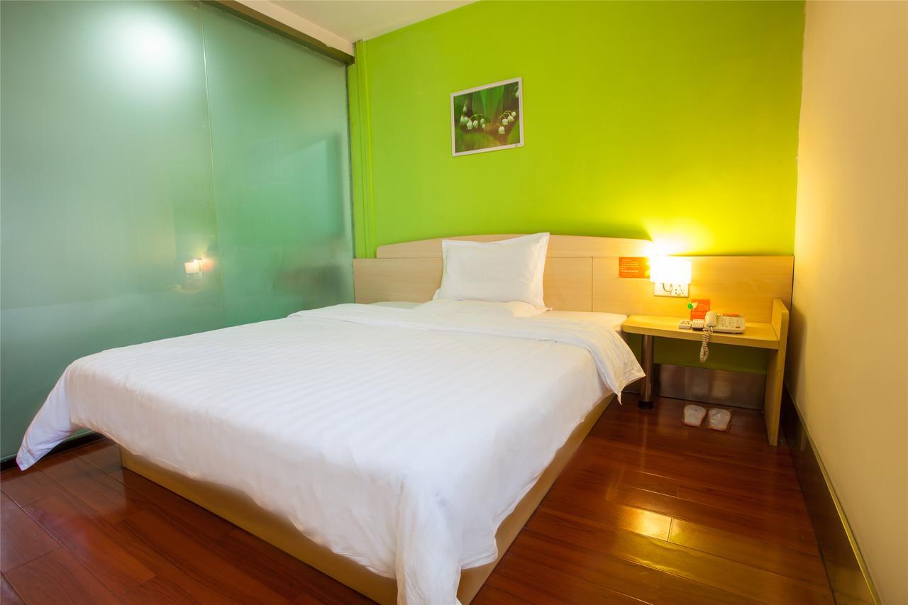 7Days Inn Qingdao Shandong Raod Zhenning Overpass Экстерьер фото