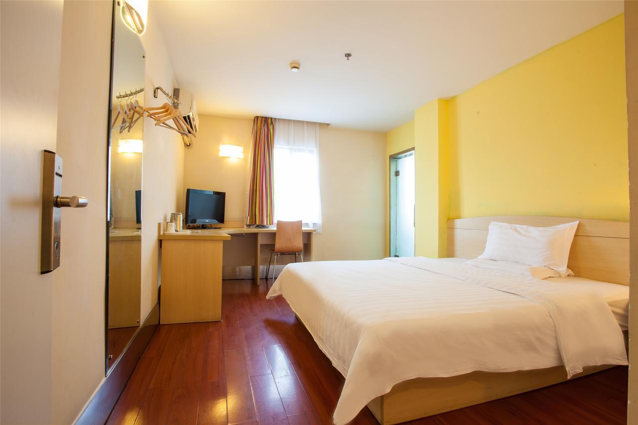 7Days Inn Qingdao Shandong Raod Zhenning Overpass Экстерьер фото