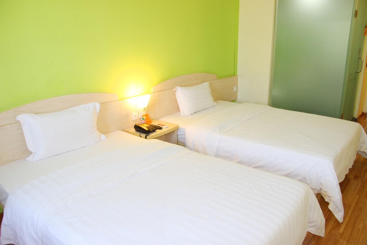 7Days Inn Qingdao Shandong Raod Zhenning Overpass Экстерьер фото