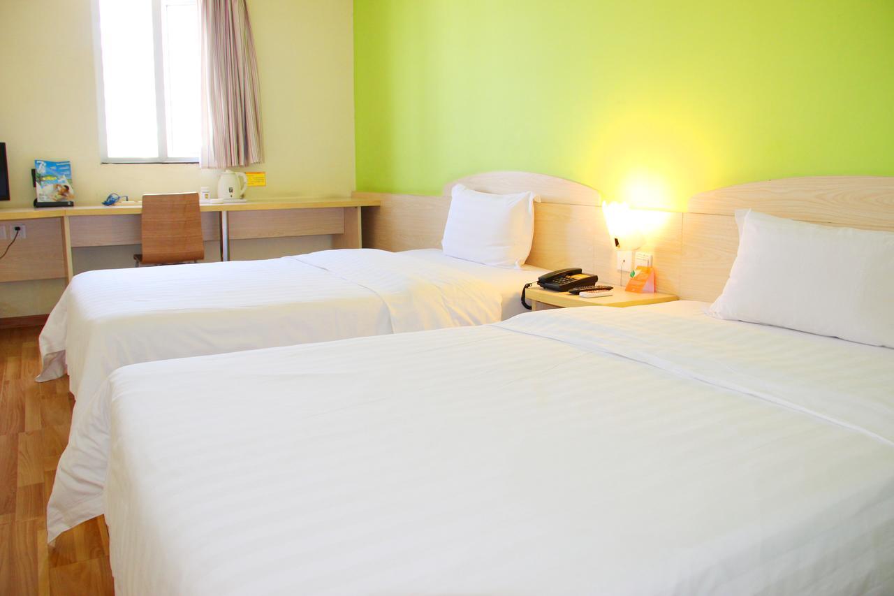 7Days Inn Qingdao Shandong Raod Zhenning Overpass Экстерьер фото